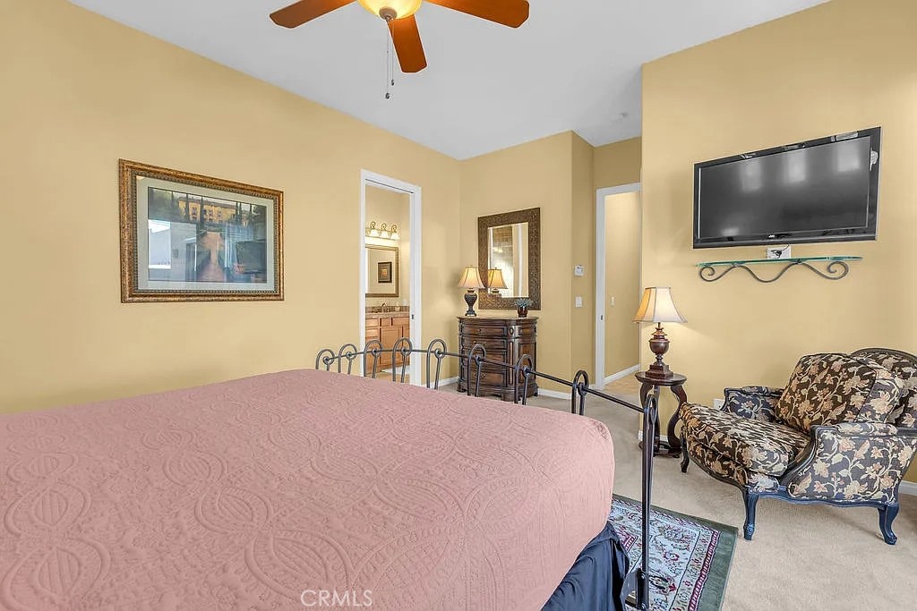 54052 Avenida Martinez