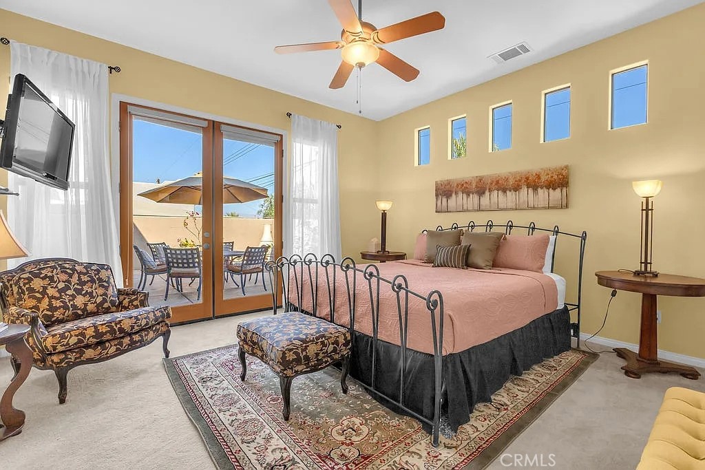54052 Avenida Martinez