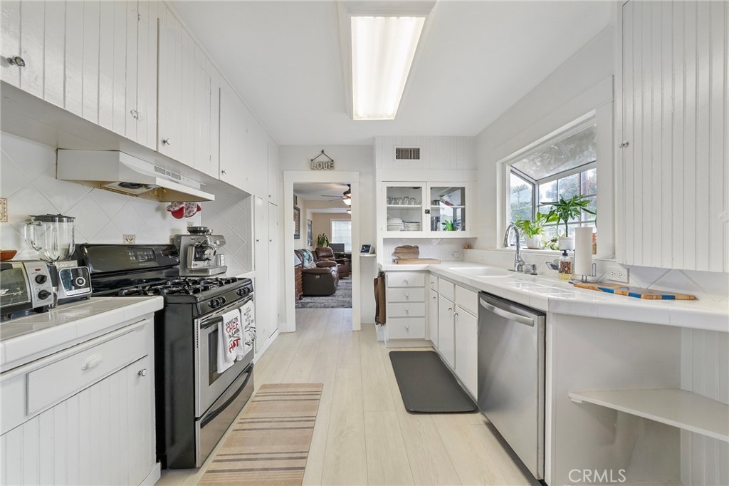 124 E Ada Avenue