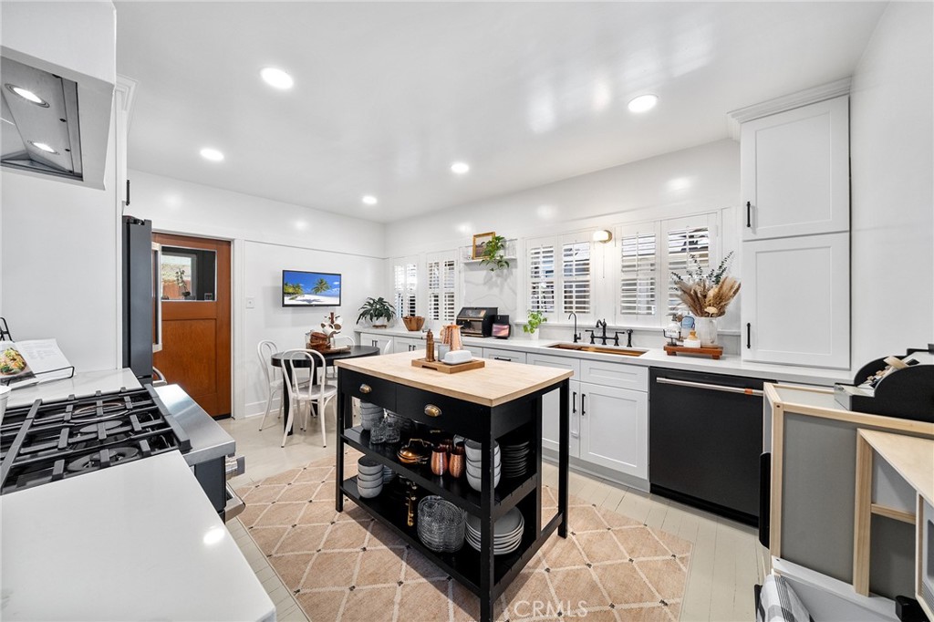 2333 3rd Street