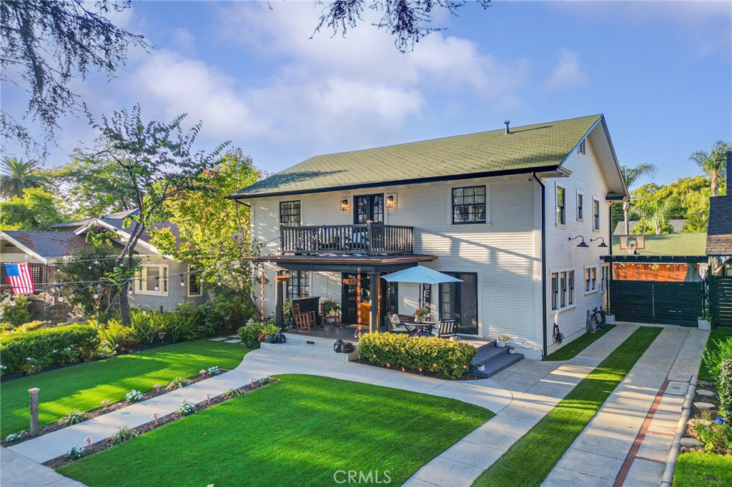 2333 3rd Street