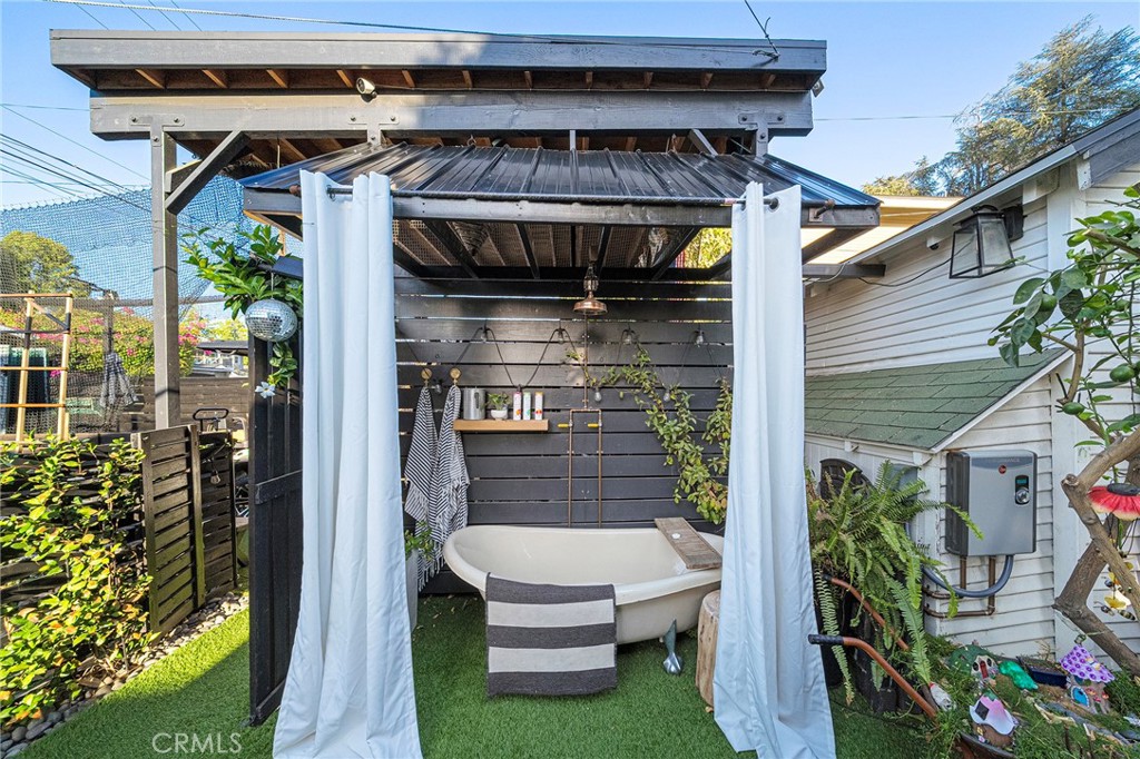 2333 3rd Street