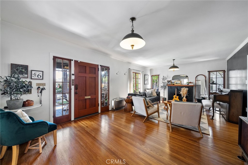2333 3rd Street