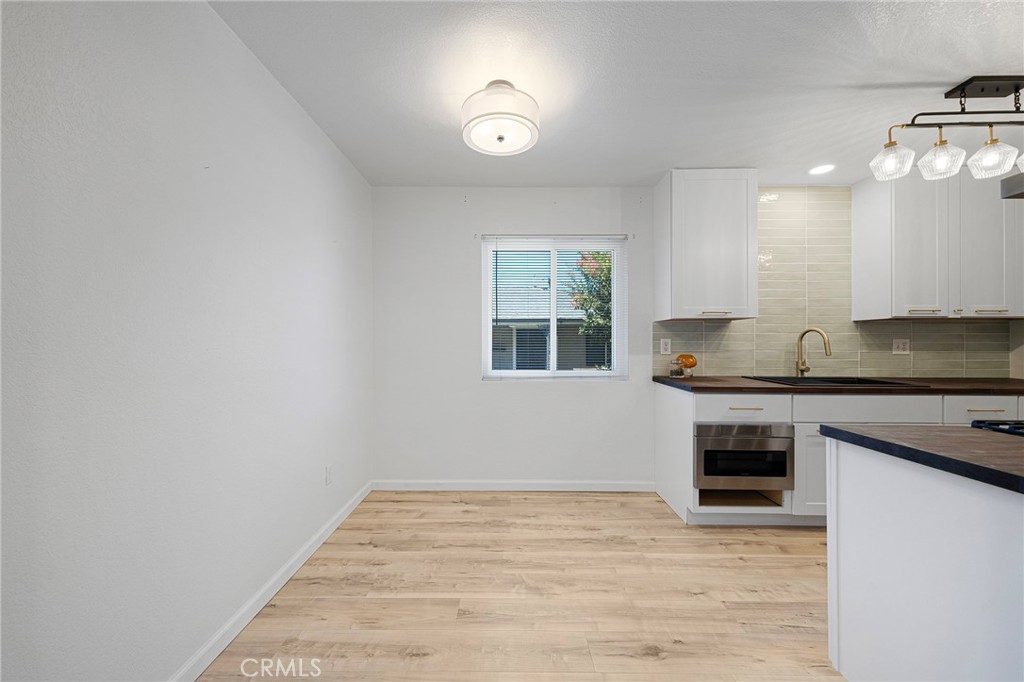 660 S Glassell Street 54