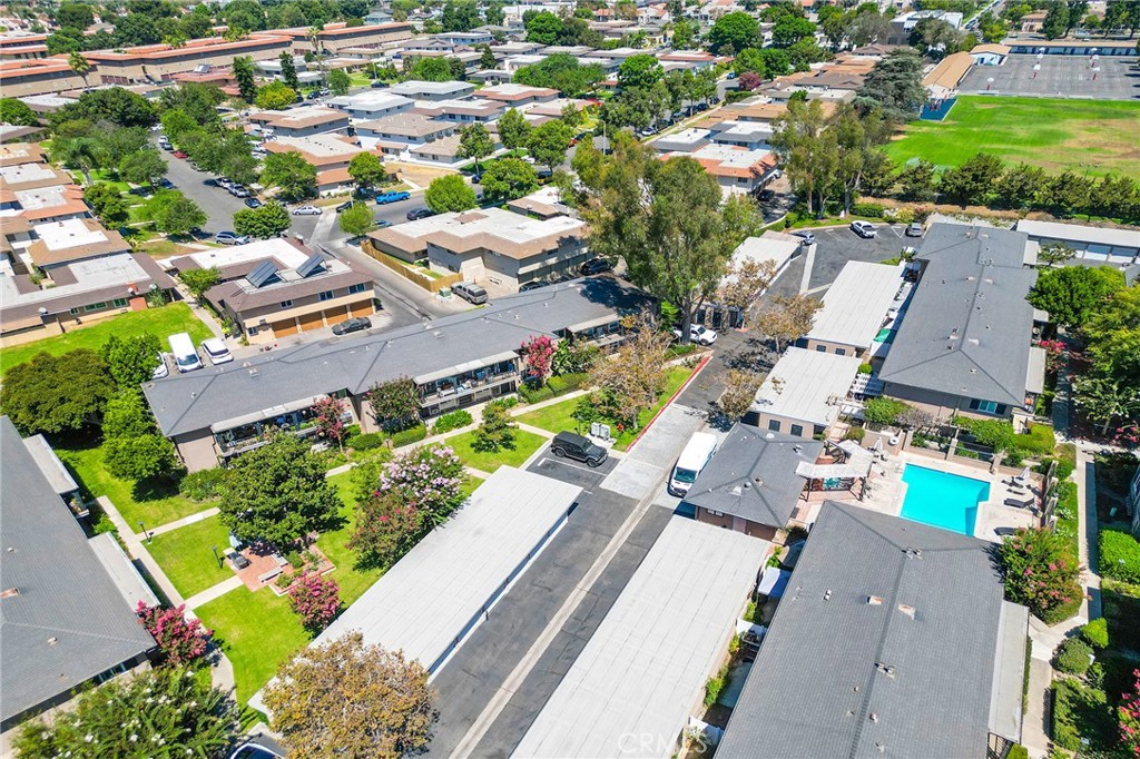 660 S Glassell Street 54