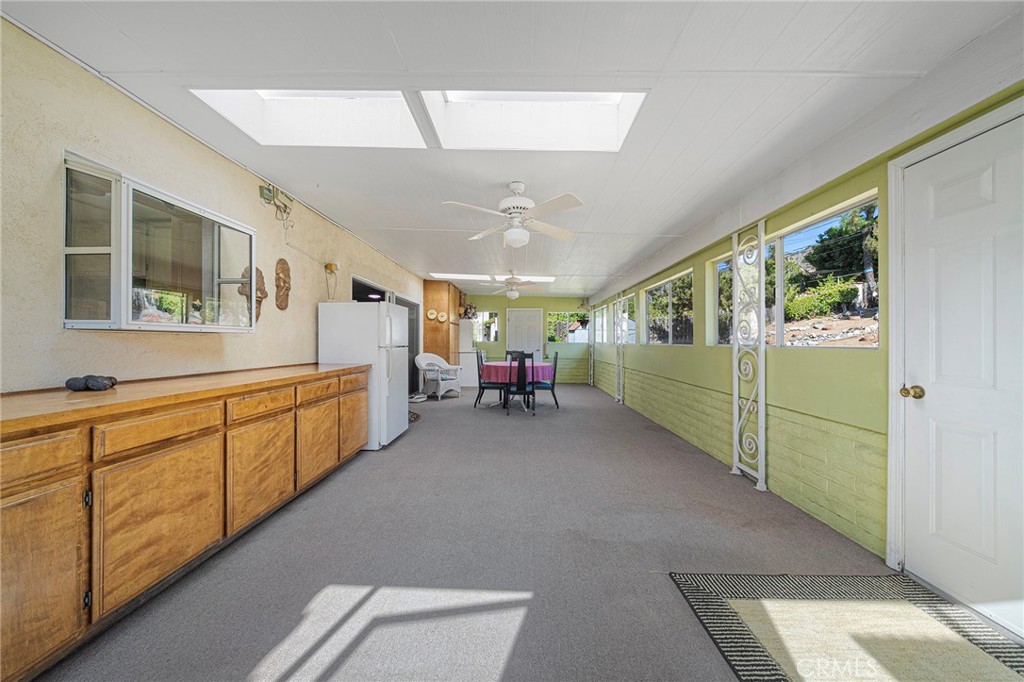 1029 Coronet Street