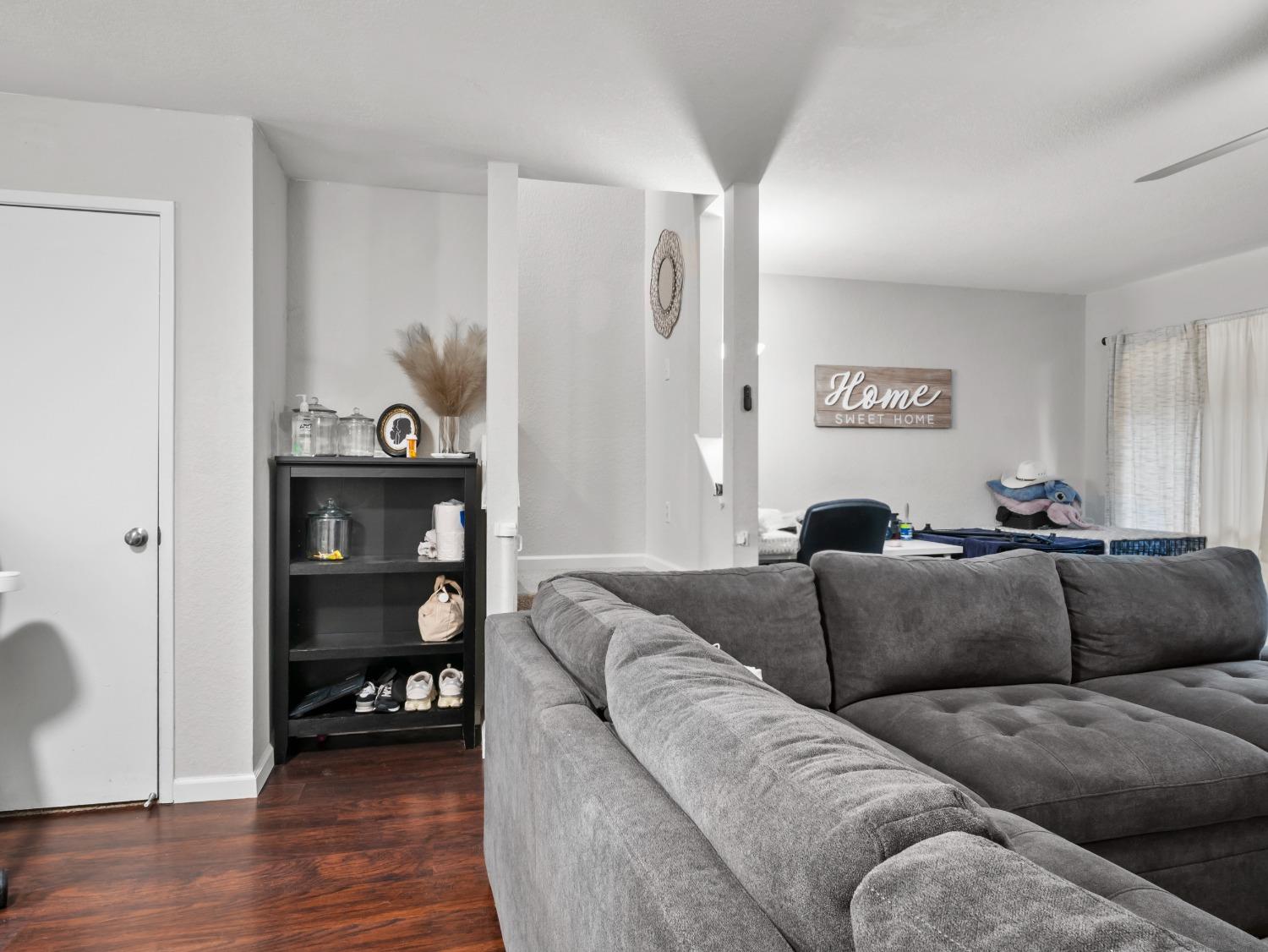 2128 Mount Vernon Drive # B