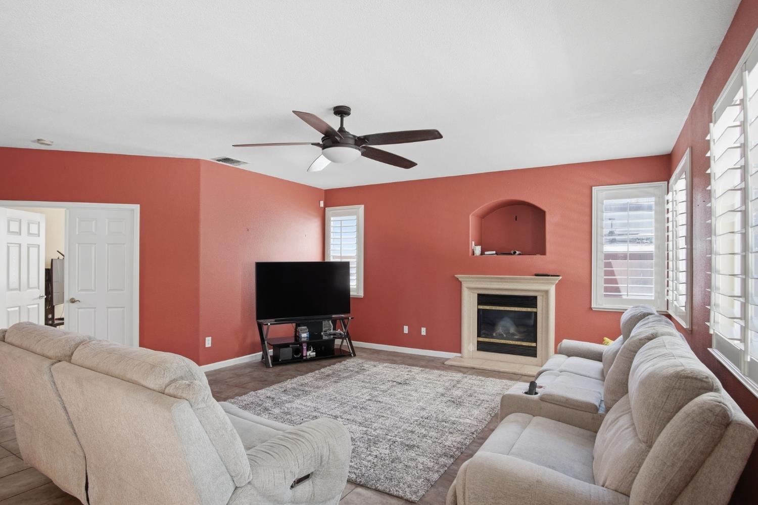 6674 Crestview Circle