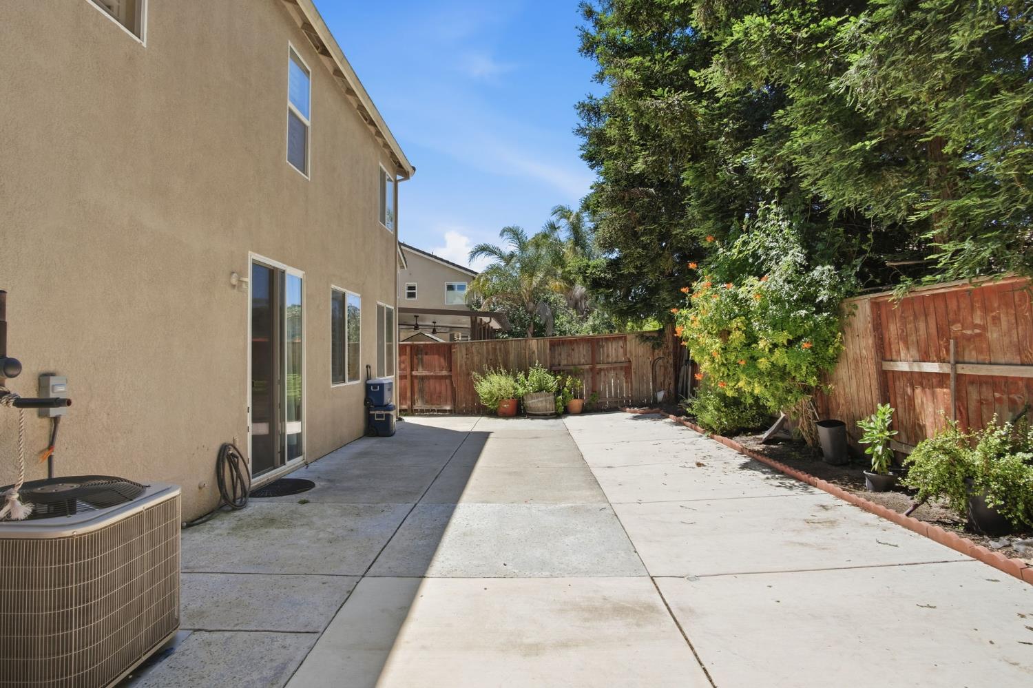 6674 Crestview Circle