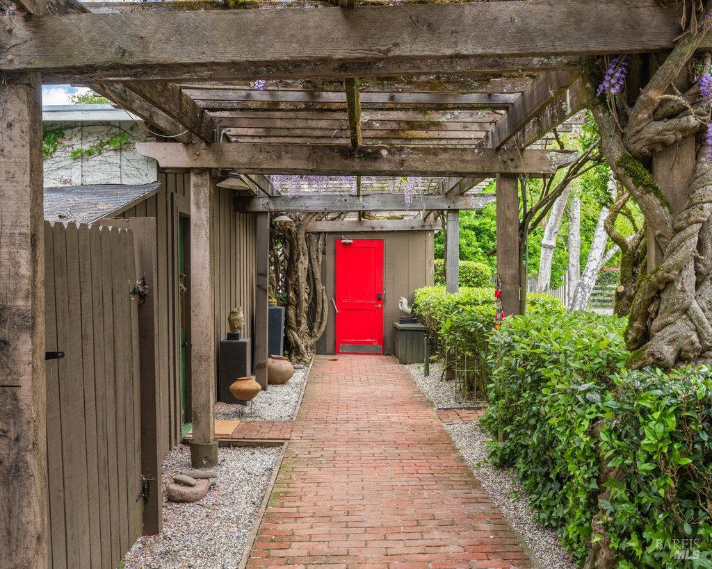 788 Ferguson Road