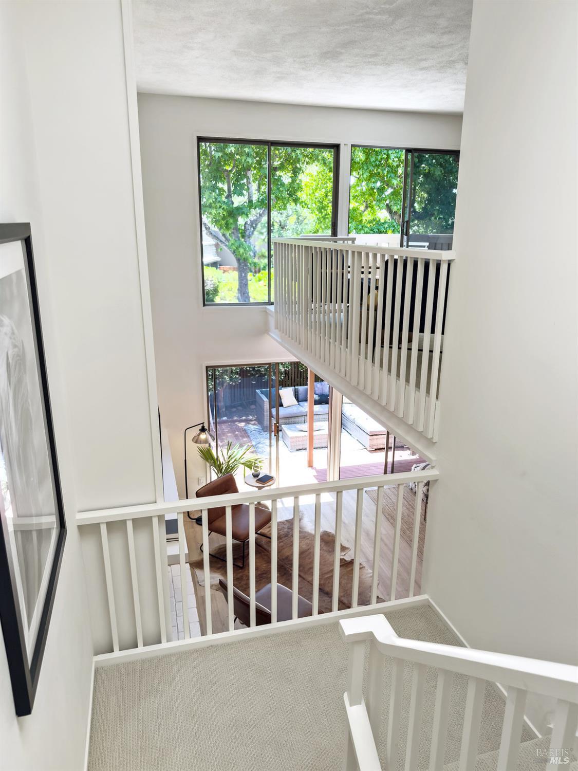 15 Sulgrave Ln
