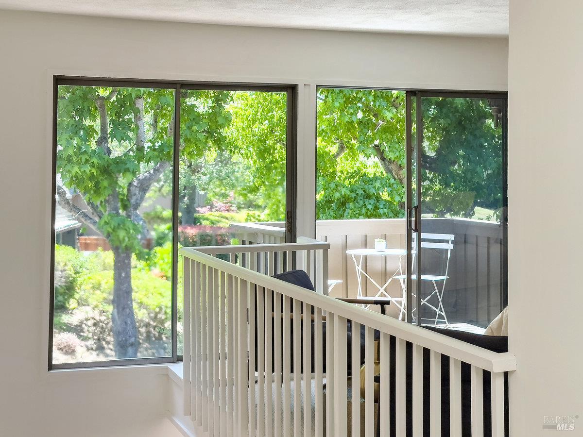 15 Sulgrave Ln