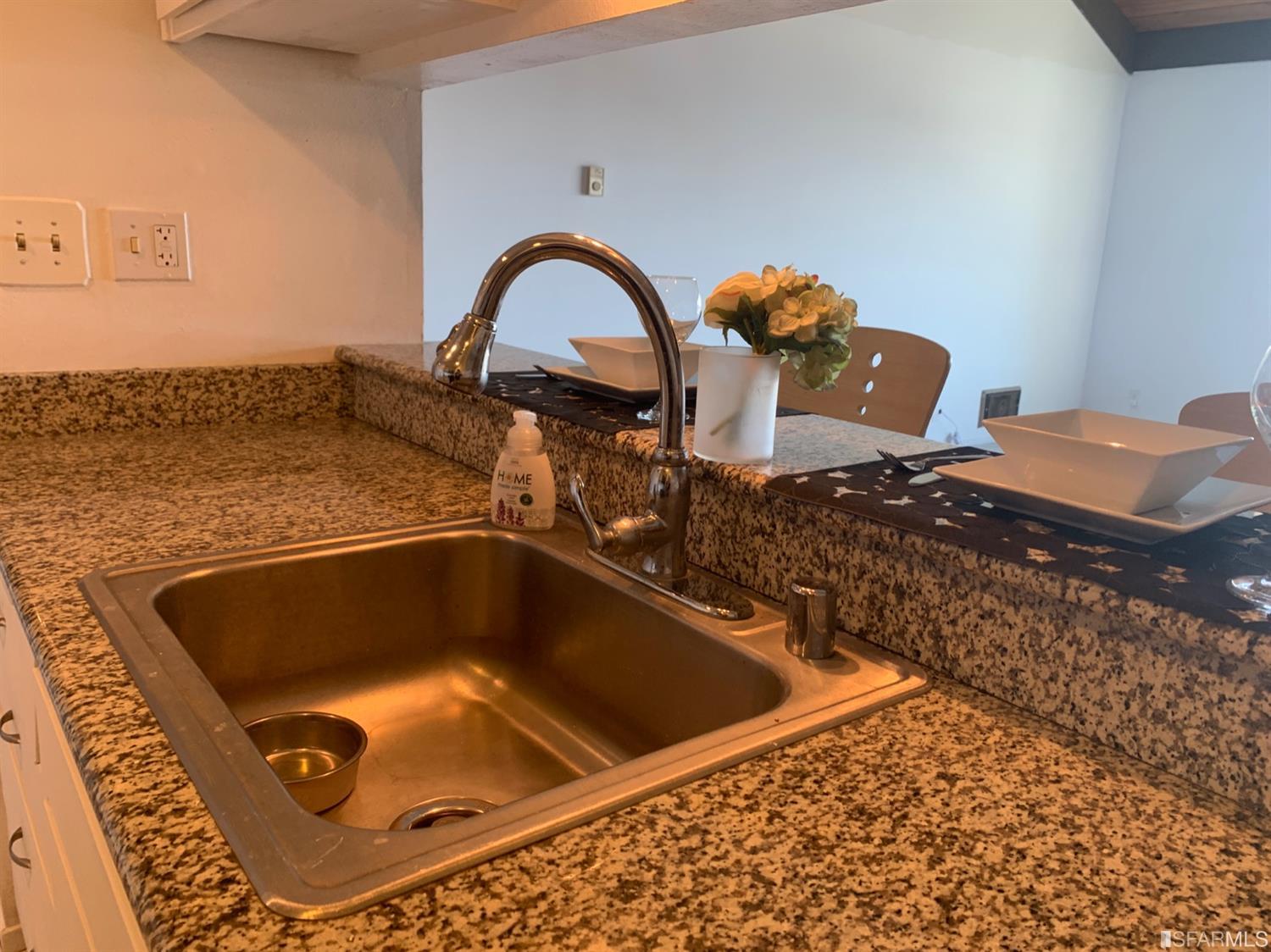 60 Ora Way Unit: H308