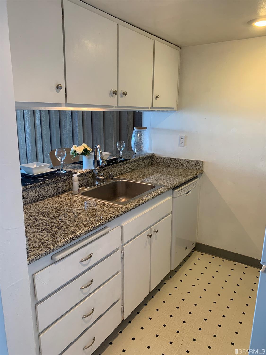 60 Ora Way Unit: H308
