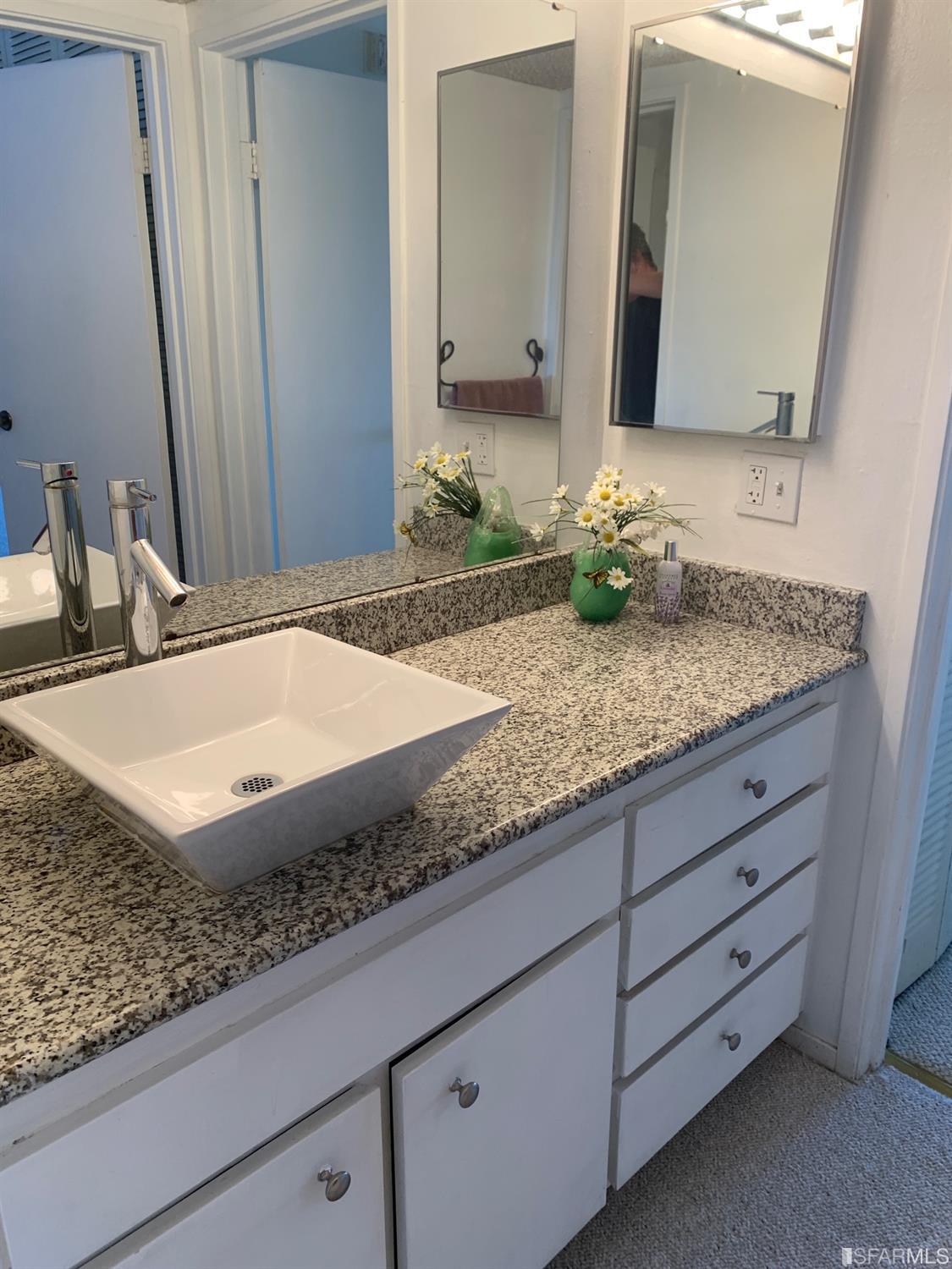 60 Ora Way Unit: H308