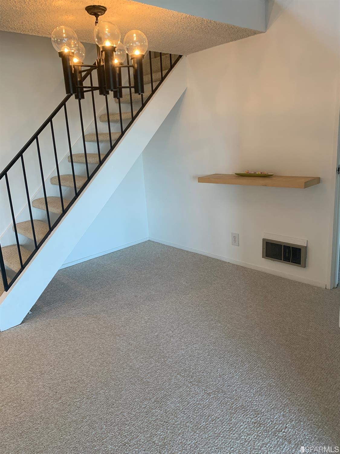 60 Ora Way Unit: H308
