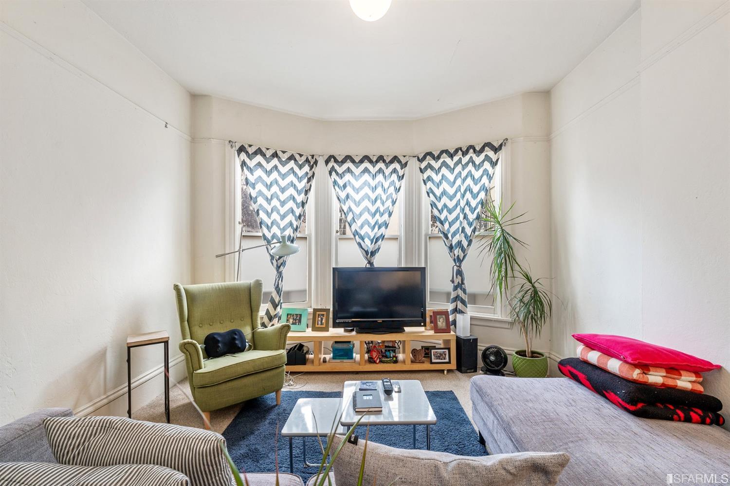 72 Elgin Park Street