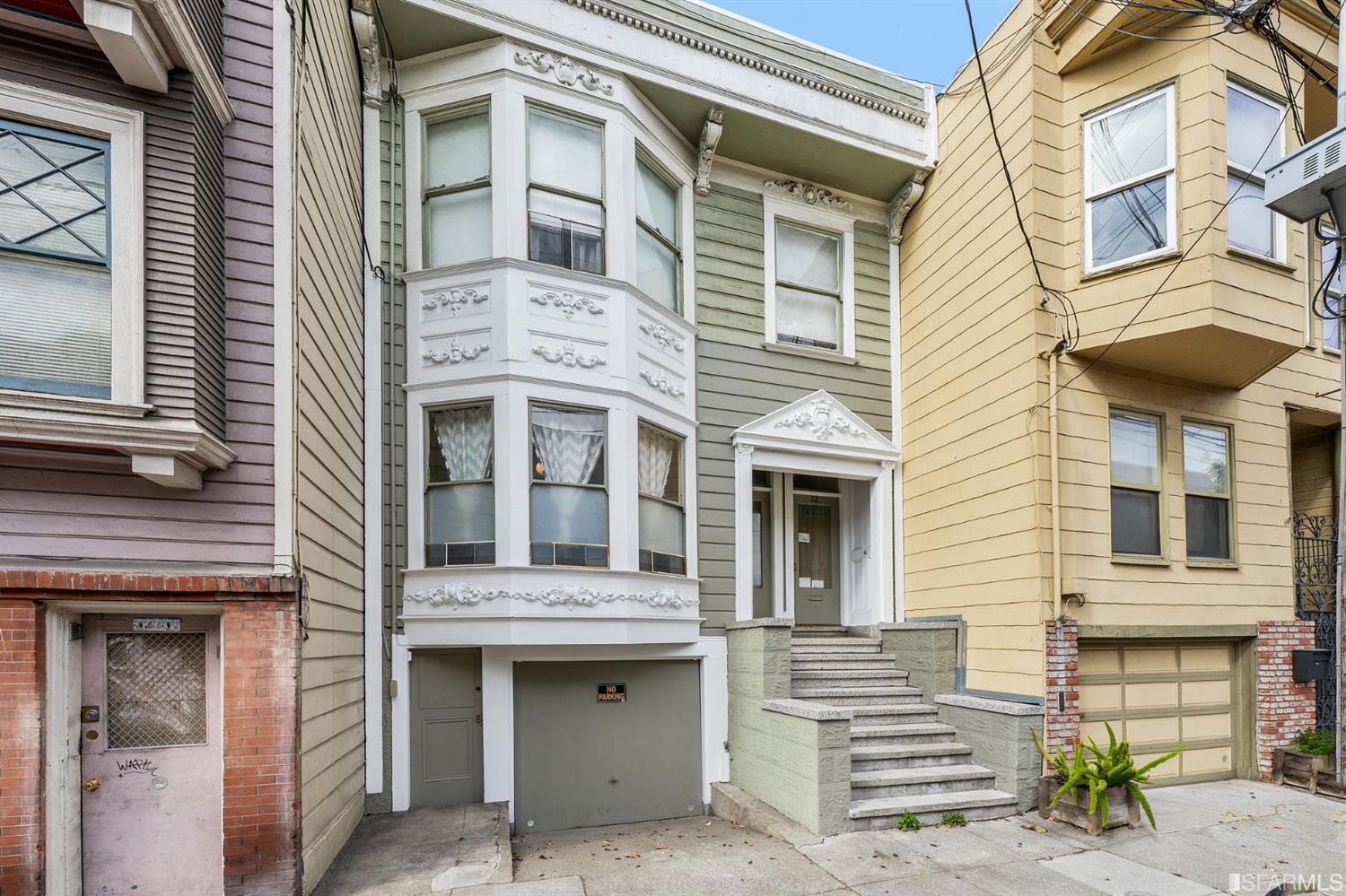 72 Elgin Park Street