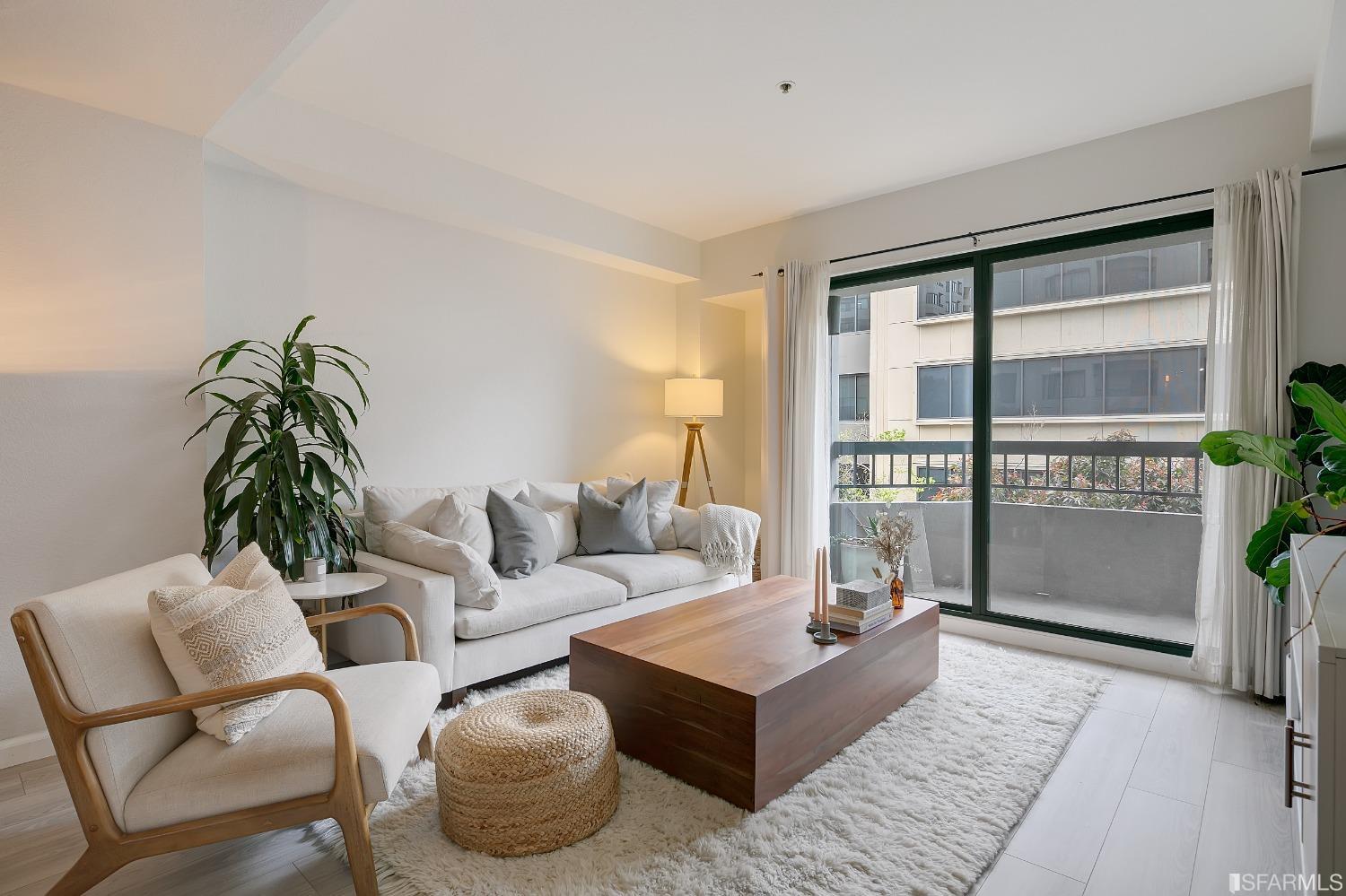 601 Van Ness Avenue Unit: 221