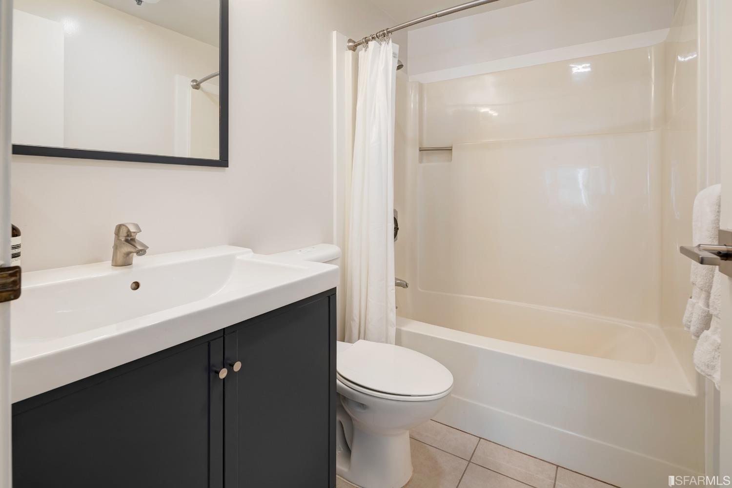 601 Van Ness Avenue Unit: 221