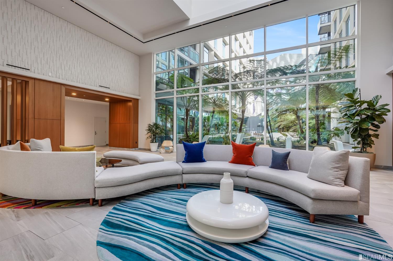 1688 Pine Street Unit: E604