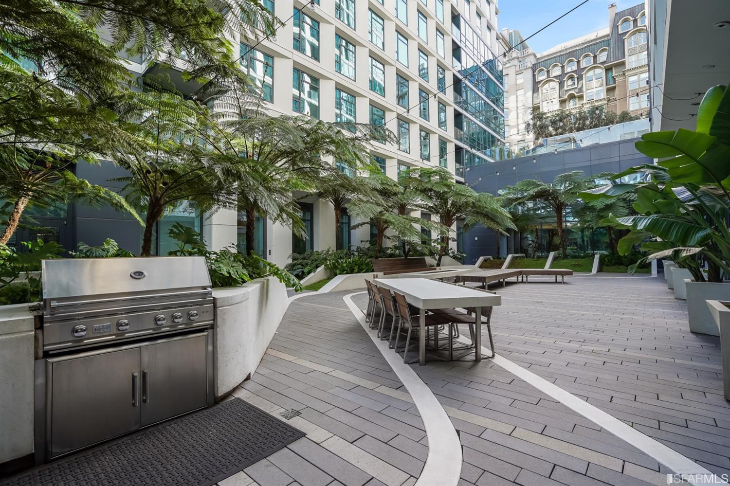 1688 Pine Street Unit: E604
