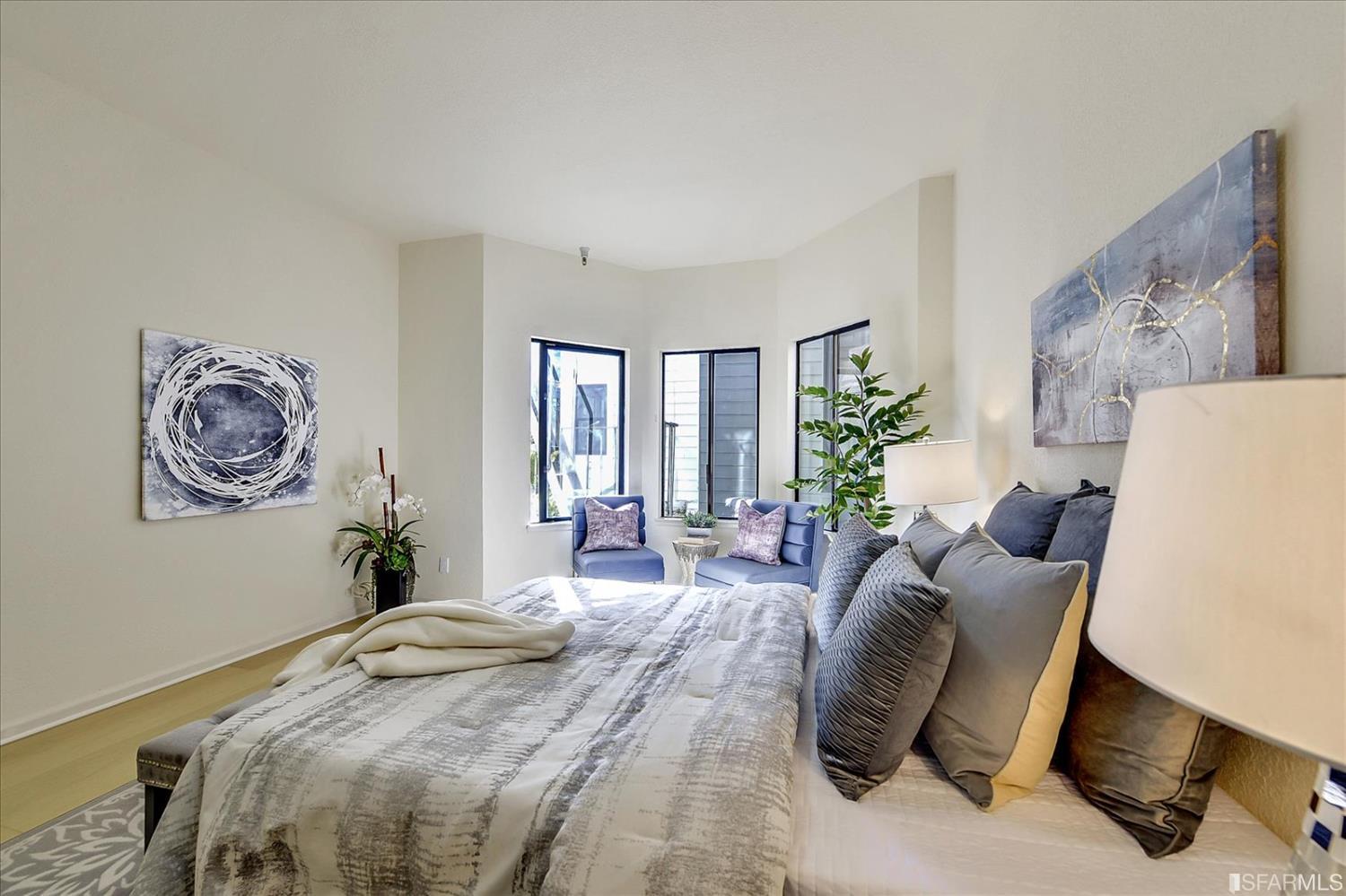645 Lincoln Way