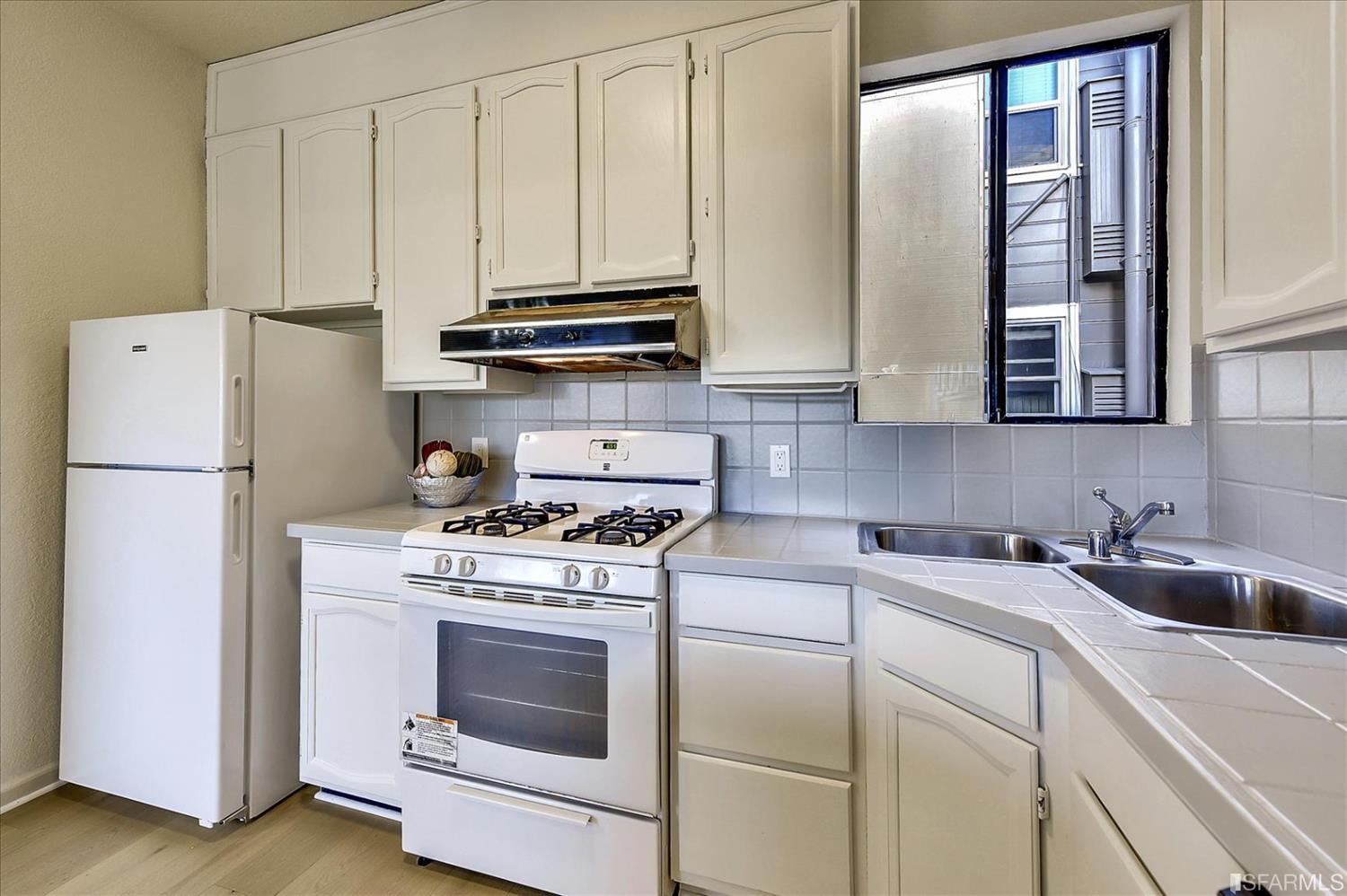 645 Lincoln Way