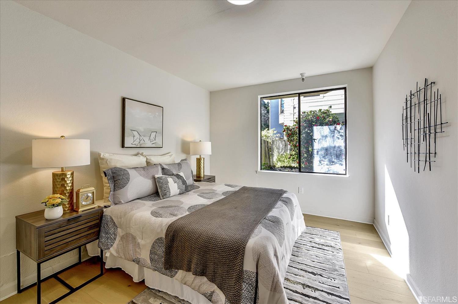 645 Lincoln Way