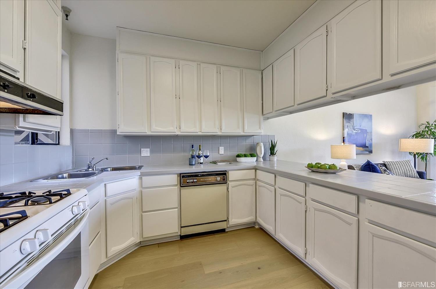 645 Lincoln Way