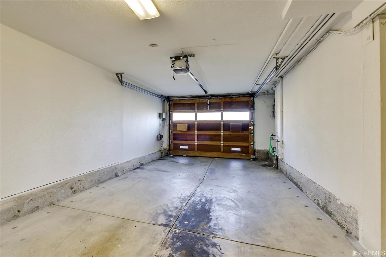 645 Lincoln Way