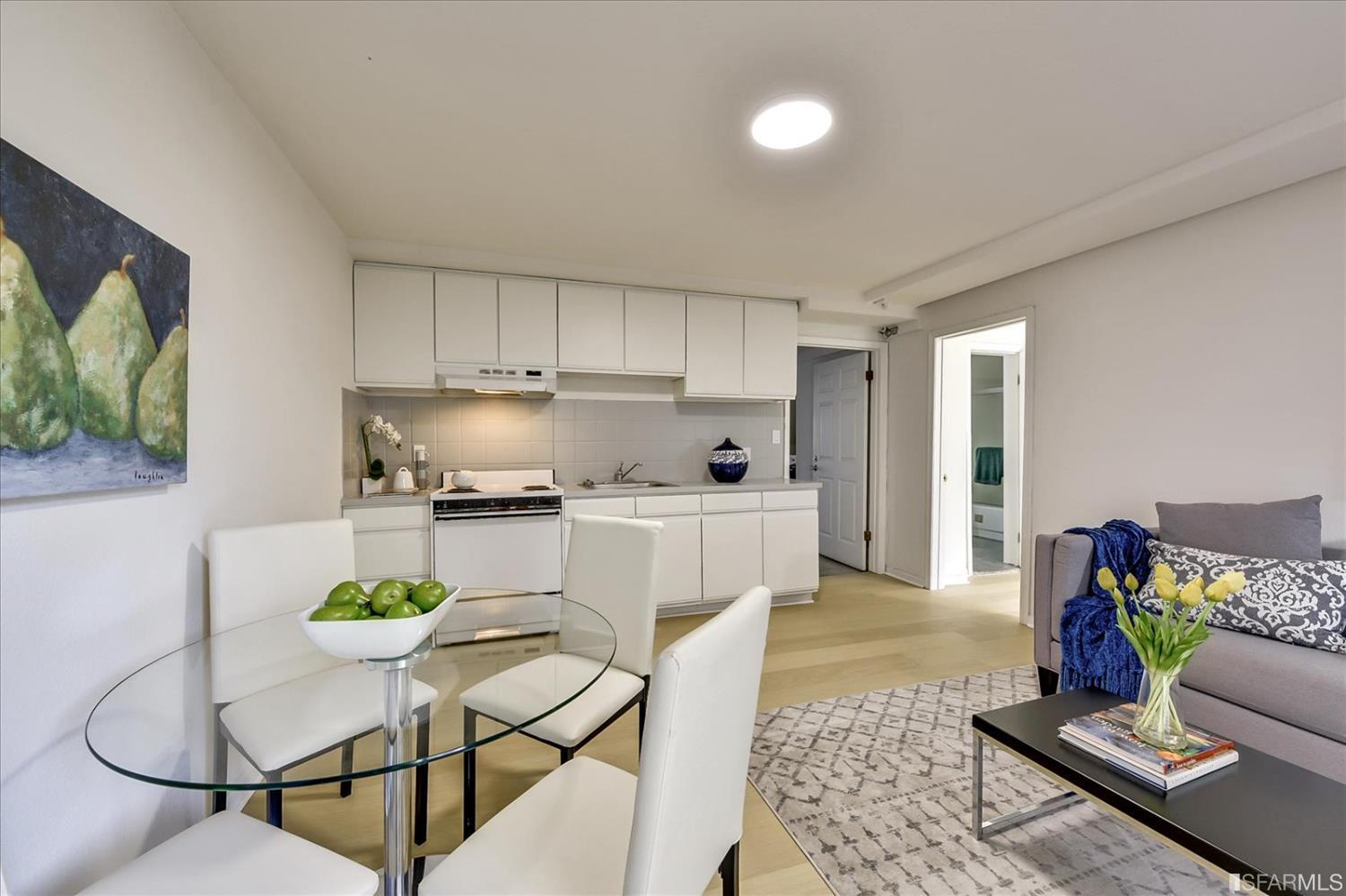 645 Lincoln Way
