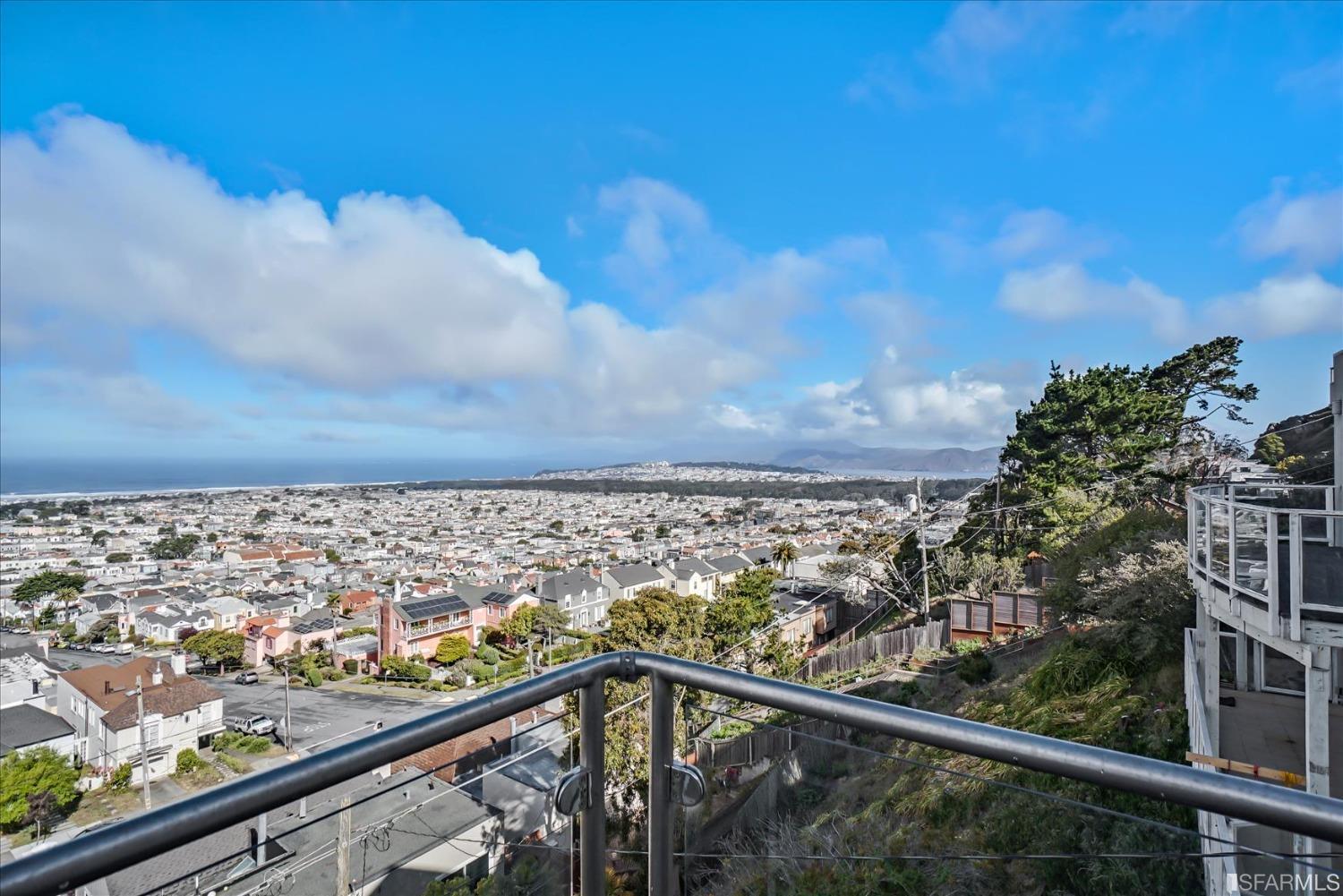 2017 14th Avenue