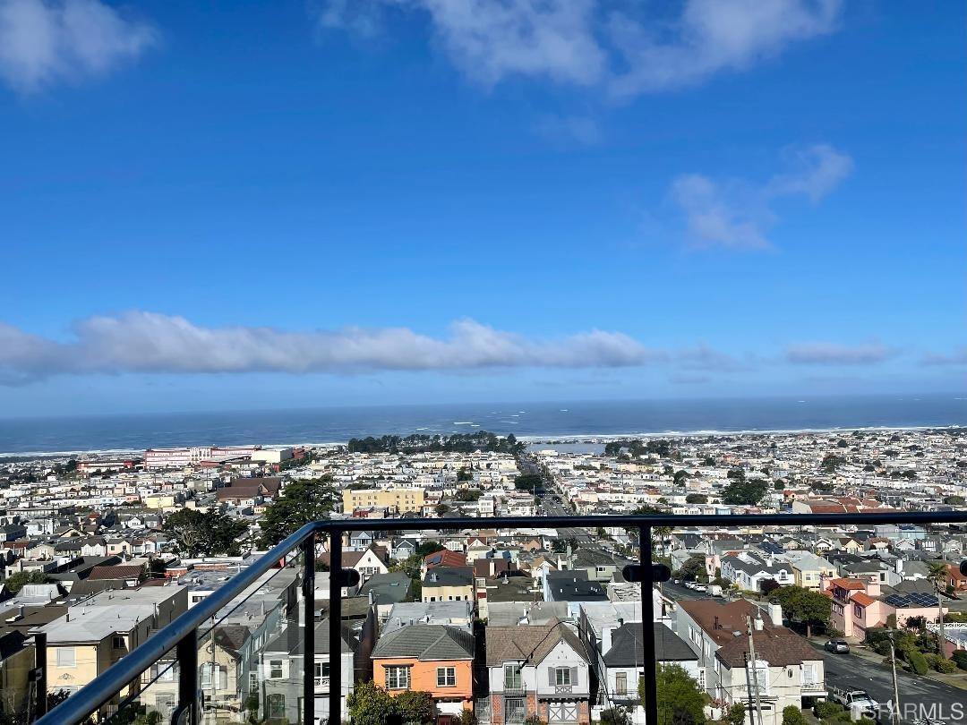 2017 14th Avenue