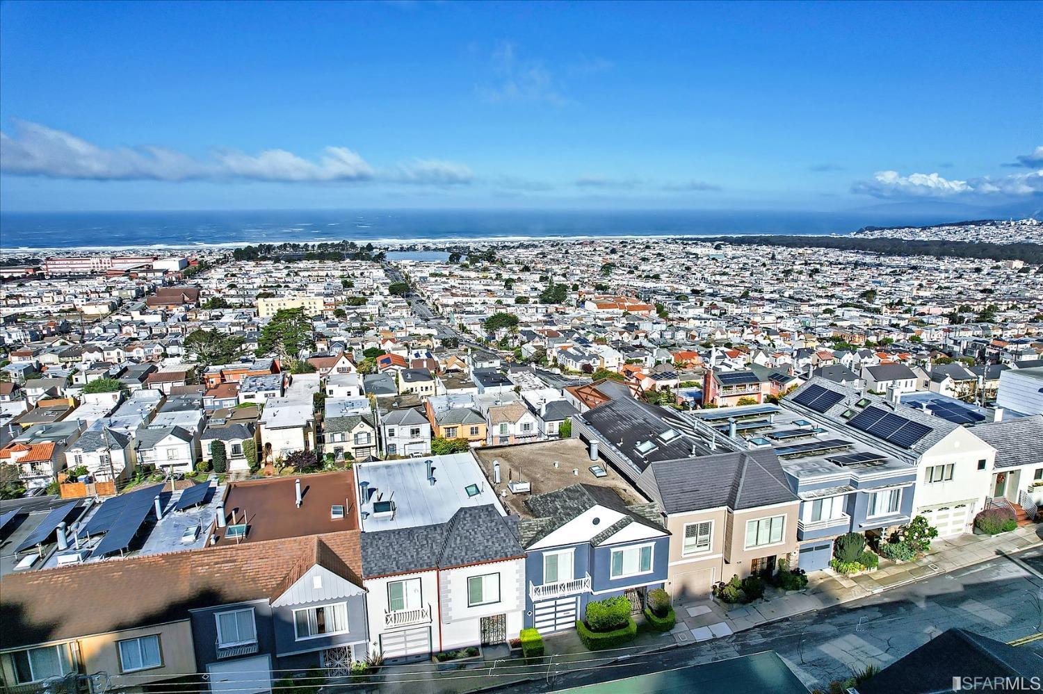 2017 14th Avenue