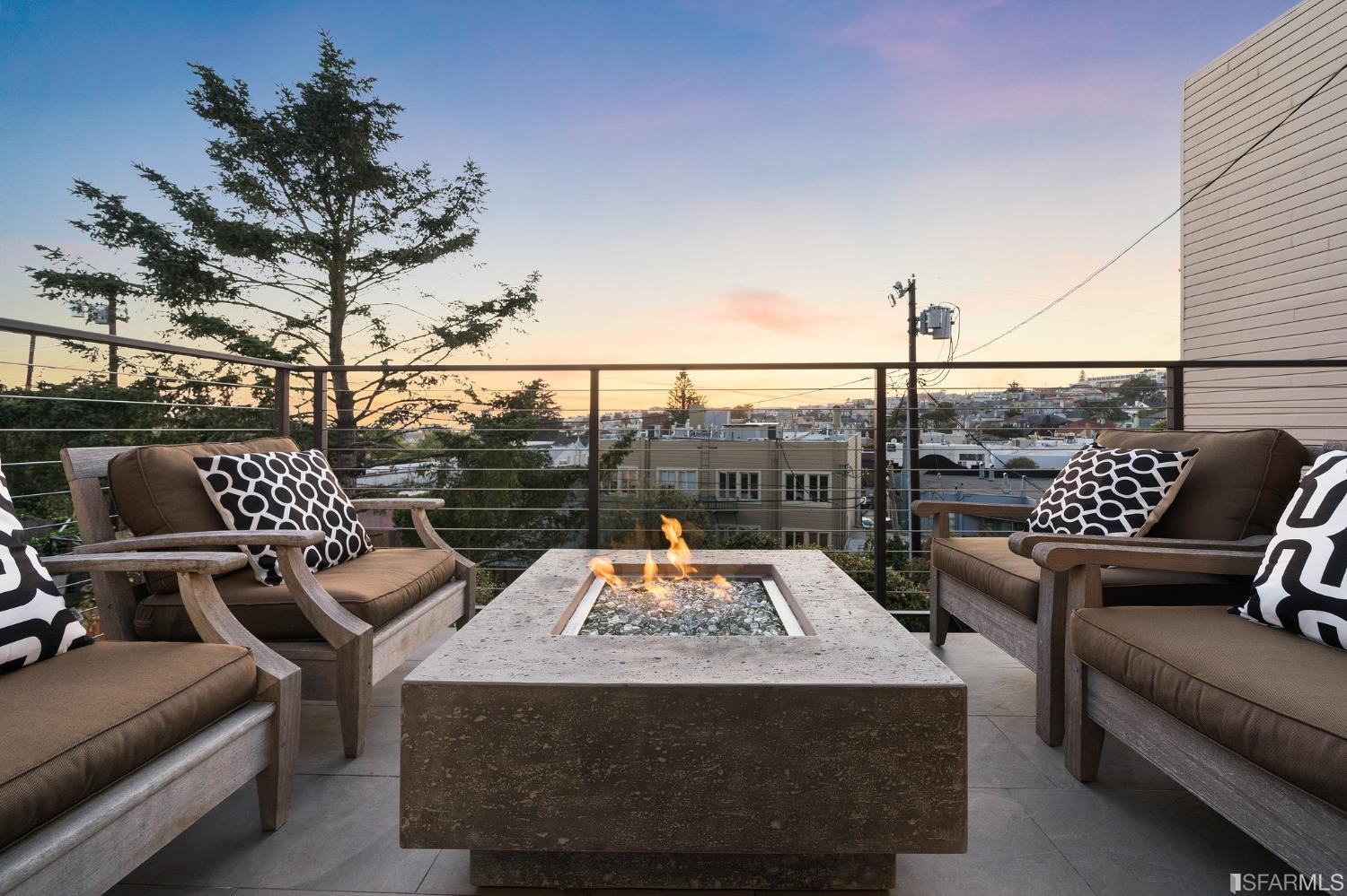 350 Claremont Boulevard