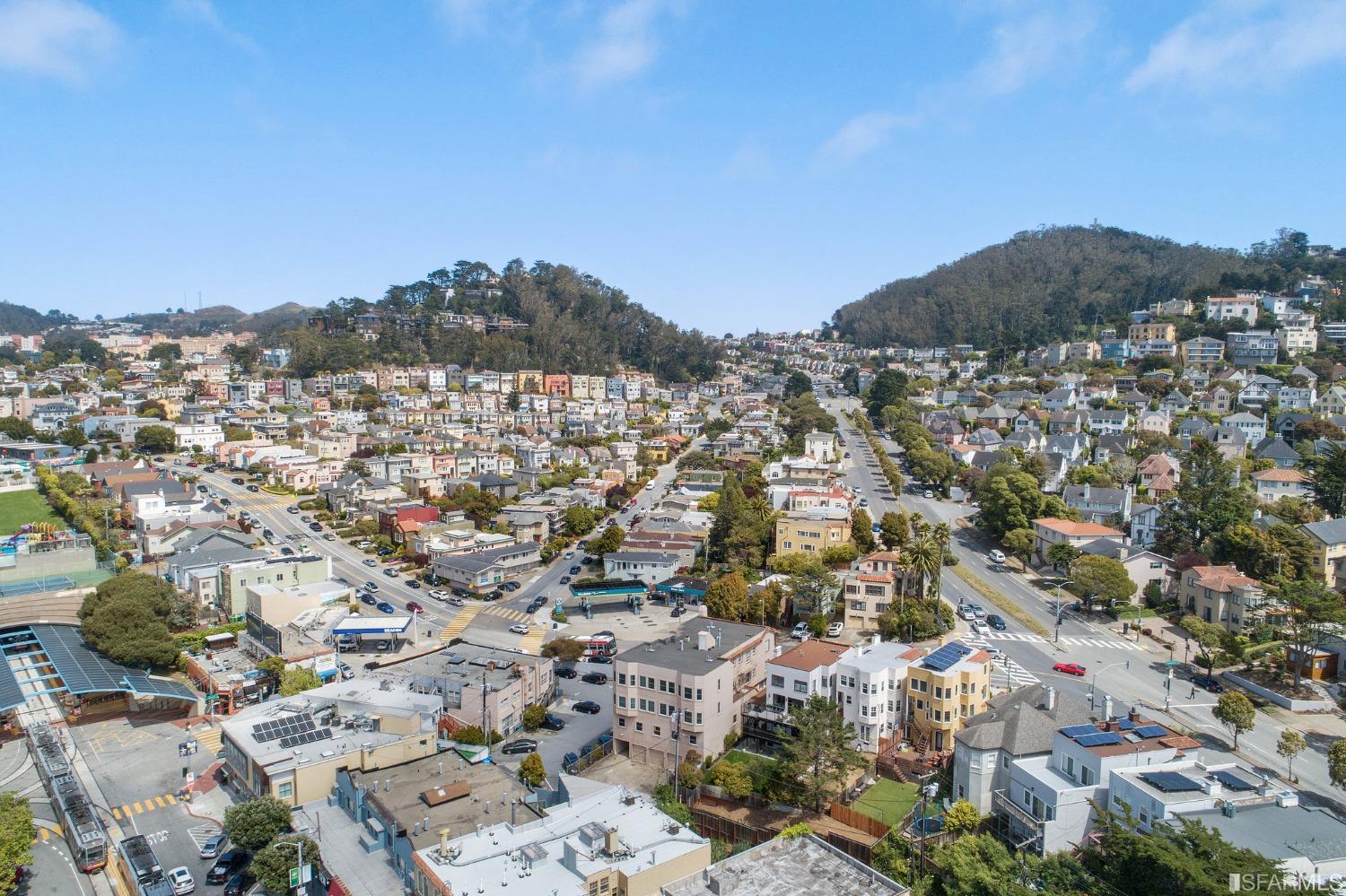350 Claremont Boulevard