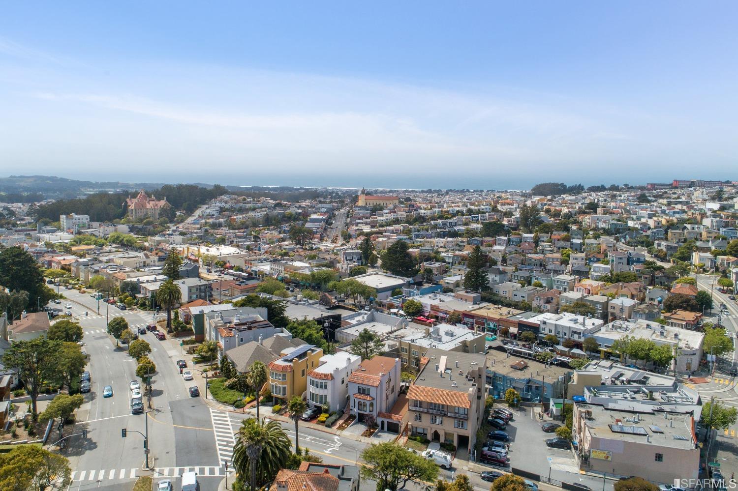 350 Claremont Boulevard