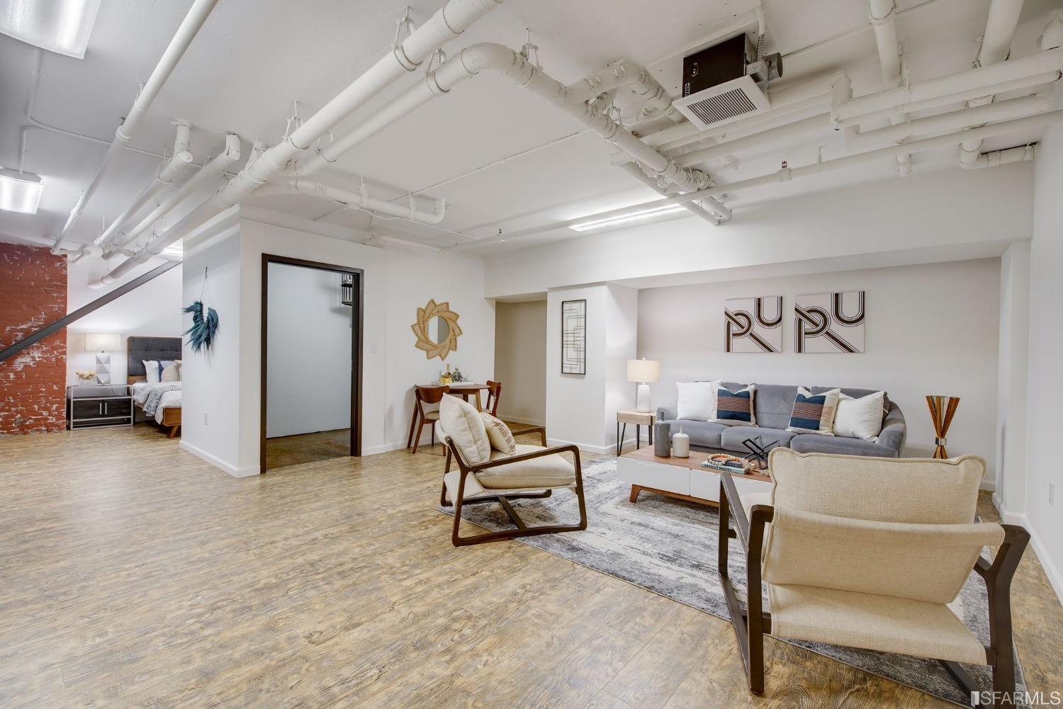 16 Jessie Street Unit: 110