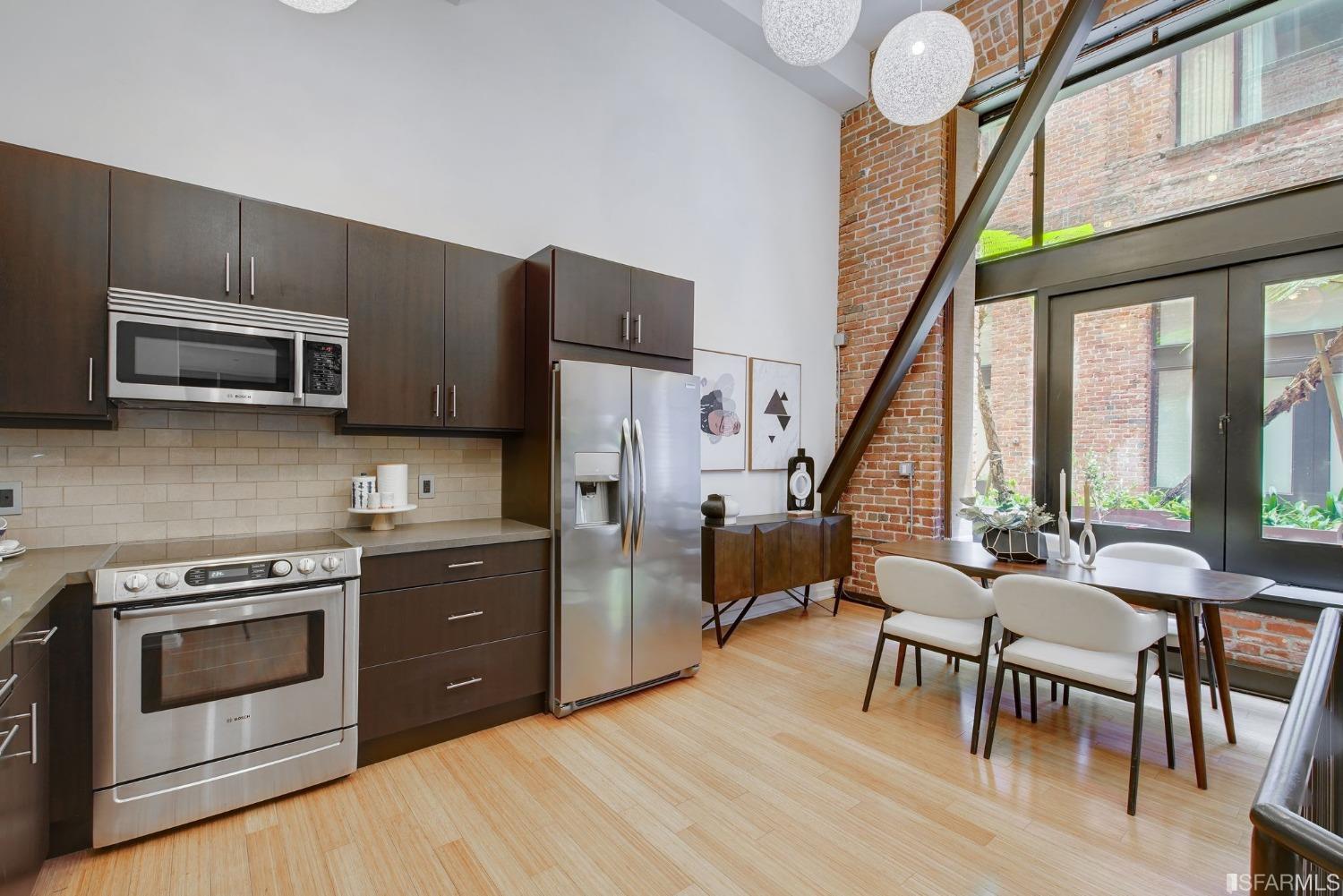 16 Jessie Street Unit: 110