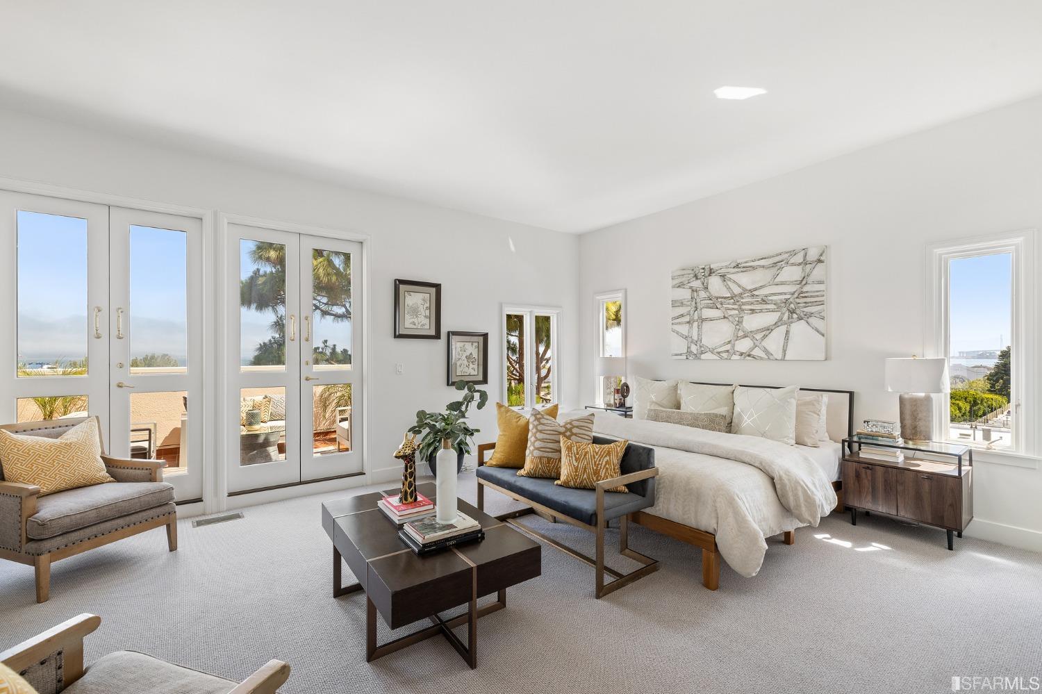 165 Francisco Street Unit: 14