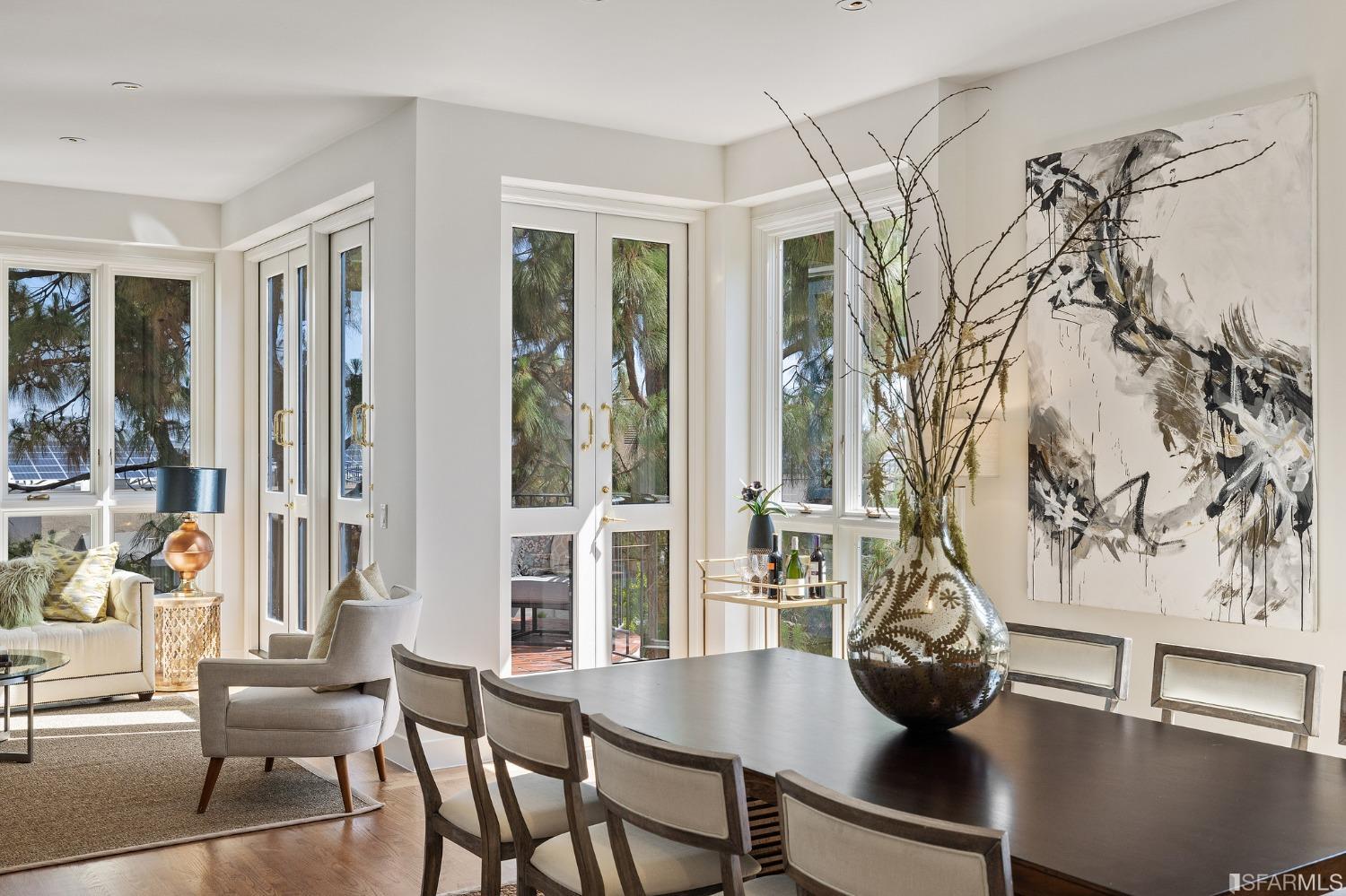 165 Francisco Street Unit: 14