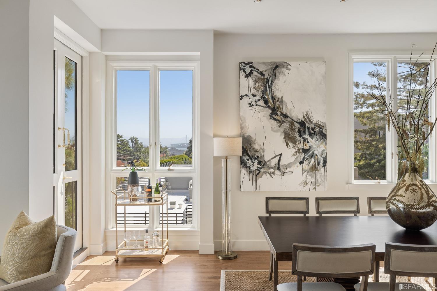 165 Francisco Street Unit: 14