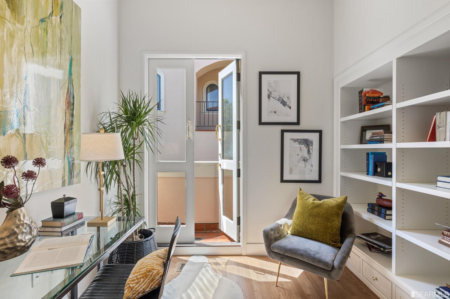 165 Francisco Street Unit: 14