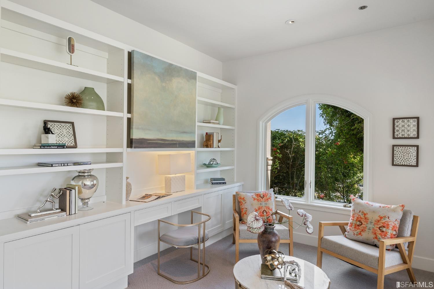 165 Francisco Street Unit: 14