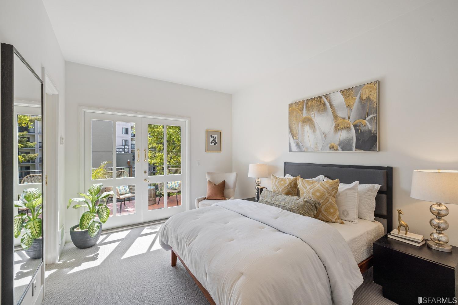 165 Francisco Street Unit: 14