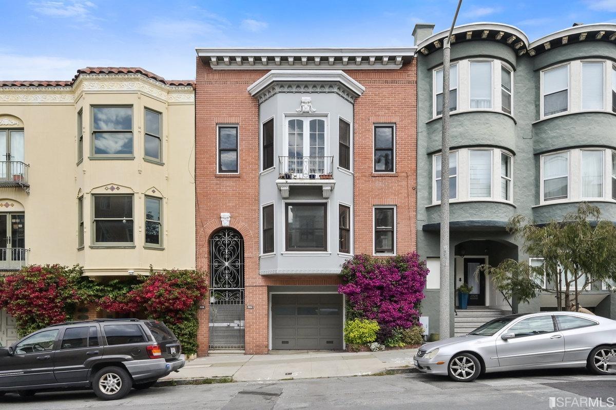 2834 Pierce Street