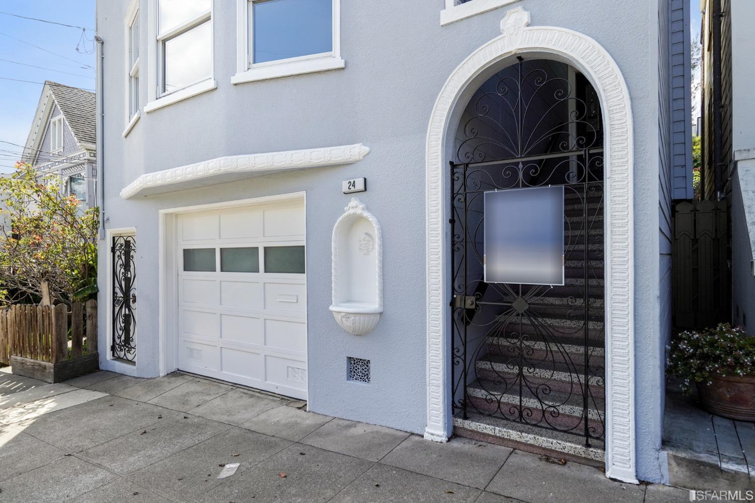24 Cuvier Street