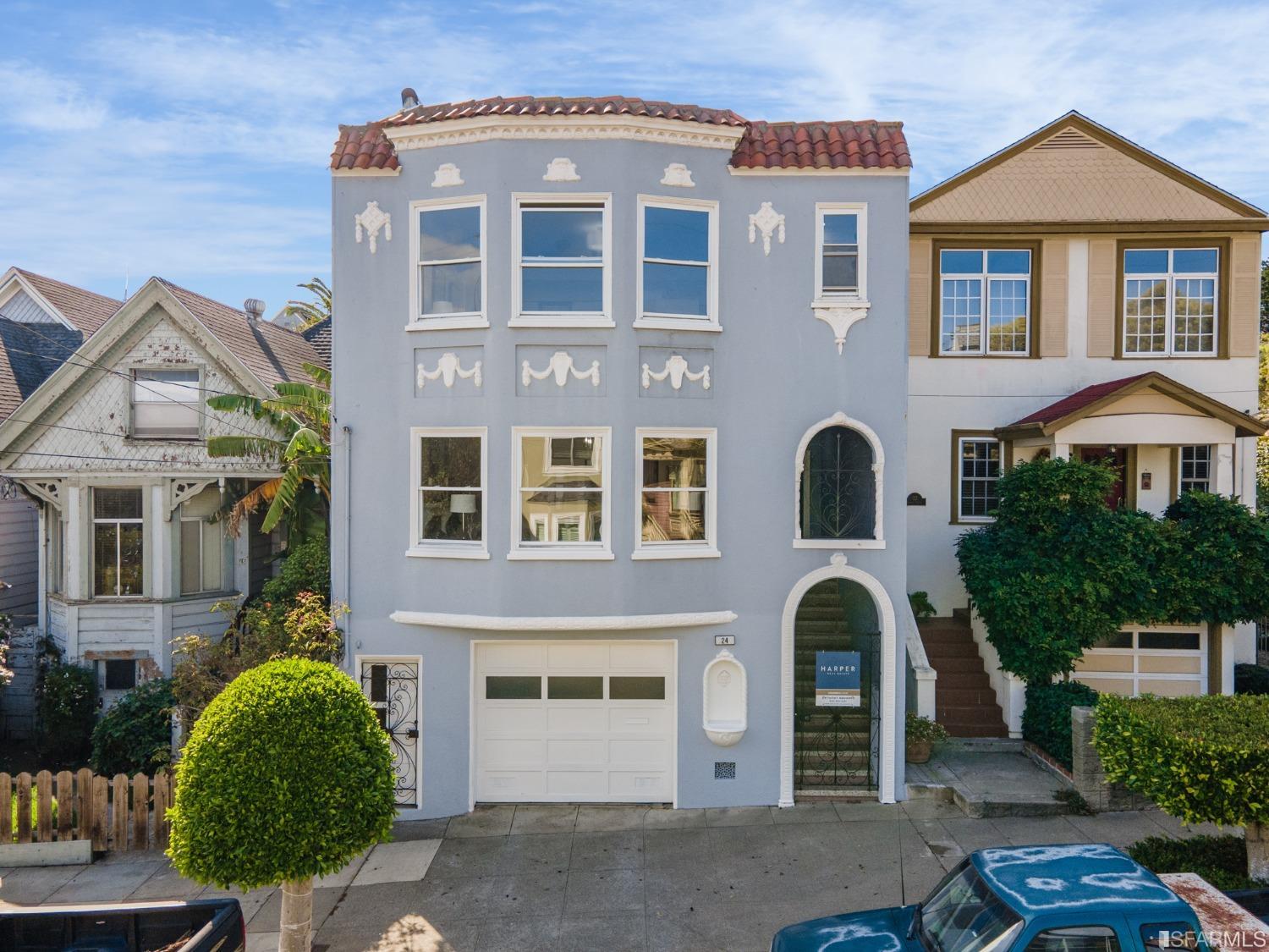24 Cuvier Street