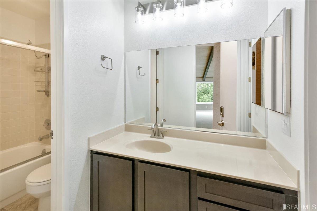 85 Ora Way Unit: E307